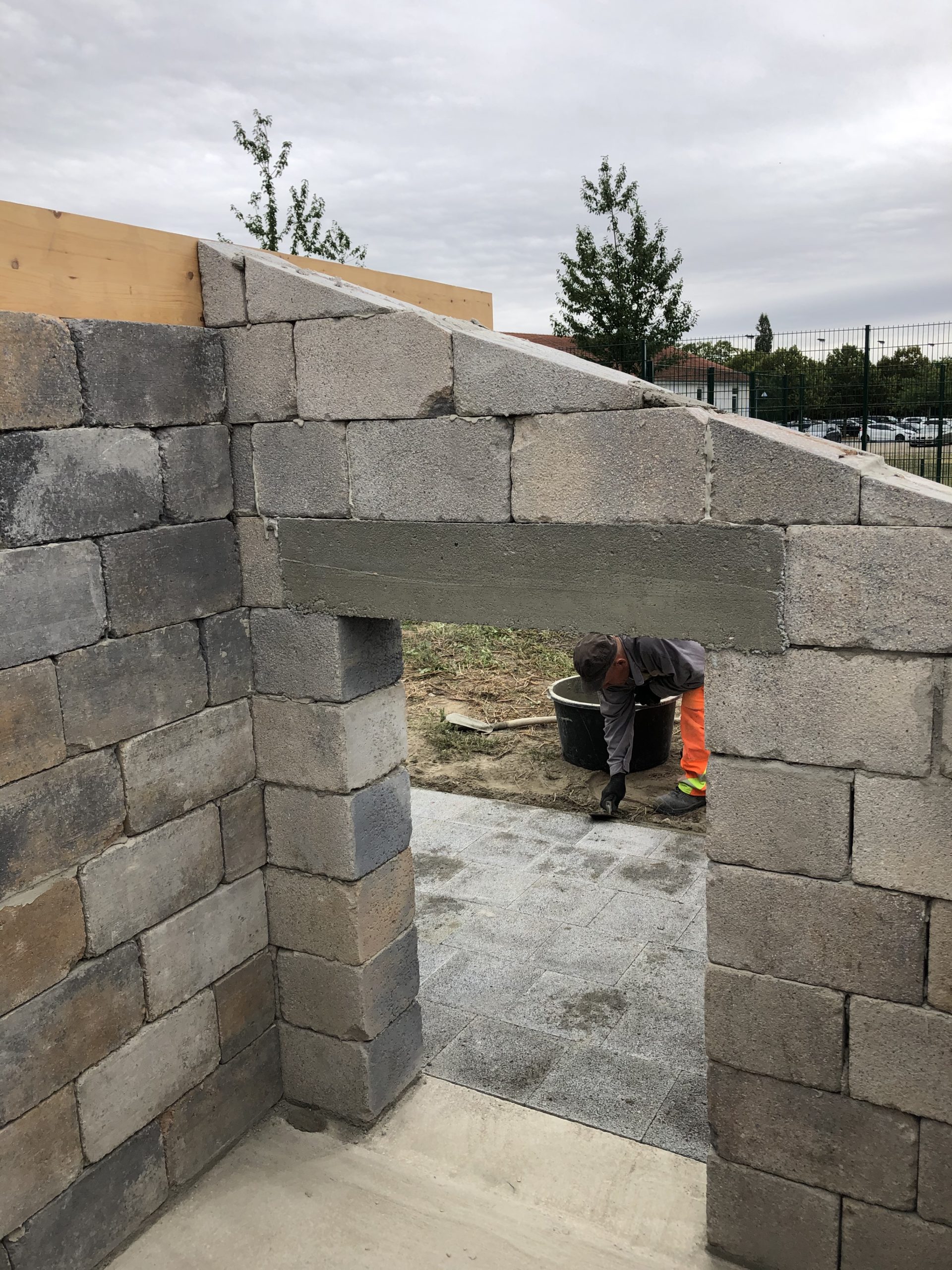 Tiefborde mit Rückenstütze – Kai Schumann Bau Bauunternehmung Pater